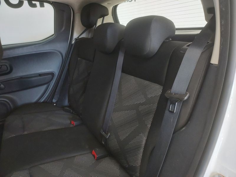 Fiat MOBI 1.0 EVO FLEX LIKE MANUAL 2023/2024 BETIOLO NOVOS E SEMINOVOS LAJEADO / Carros no Vale