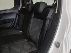 Fiat MOBI 1.0 EVO FLEX LIKE MANUAL 2024/2024 BETIOLO NOVOS E SEMINOVOS LAJEADO / Carros no Vale