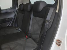 Fiat MOBI 1.0 EVO FLEX LIKE MANUAL 2022/2023 BETIOLO NOVOS E SEMINOVOS LAJEADO / Carros no Vale