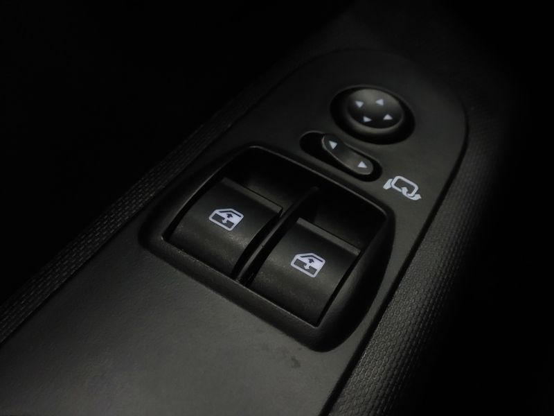 Fiat MOBI 1.0 FIREFLY FLEX LIKE MANUAL 2026/2026 BETIOLO NOVOS E SEMINOVOS LAJEADO / Carros no Vale Fiat MOBI 1.0 FIREFLY FLEX LIKE MANUAL 2026/2026 BETIOLO NOVOS E SEMINOVOS LAJEADO / Carros no Vale
