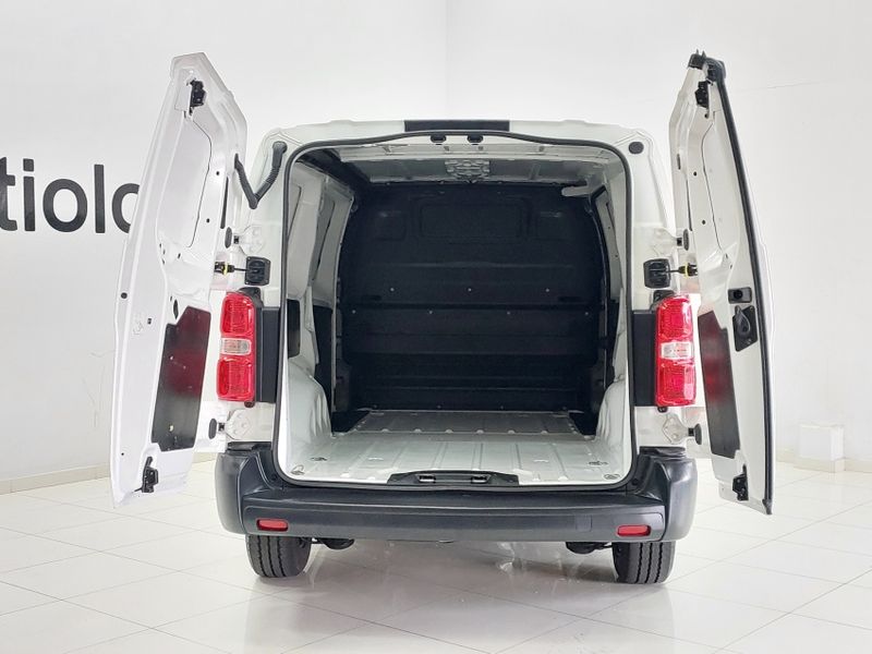 Fiat SCUDO 1.5 BLUEHDI DIESEL CARGO MANUAL 2022/2023 BETIOLO NOVOS E SEMINOVOS LAJEADO / Carros no Vale Fiat SCUDO 1.5 BLUEHDI DIESEL CARGO MANUAL 2022/2023 BETIOLO NOVOS E SEMINOVOS LAJEADO / Carros no Vale