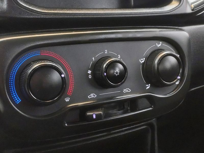 Fiat STRADA 1.3 FIREFLY FLEX FREEDOM CD MANUAL 2022/2023 BETIOLO NOVOS E SEMINOVOS LAJEADO / Carros no Vale