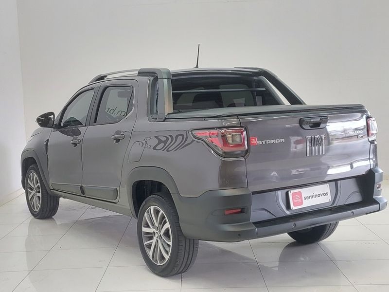 Fiat STRADA 1.3 FIREFLY FLEX VOLCANO CD CVT 2024/2025 BETIOLO NOVOS E SEMINOVOS LAJEADO / Carros no Vale Fiat STRADA 1.3 FIREFLY FLEX VOLCANO CD CVT 2024/2025 BETIOLO NOVOS E SEMINOVOS LAJEADO / Carros no Vale