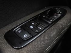 Fiat TORO 1.3 TURBO 270 FLEX FREEDOM AT6 2021/2022 BETIOLO NOVOS E SEMINOVOS LAJEADO / Carros no Vale
