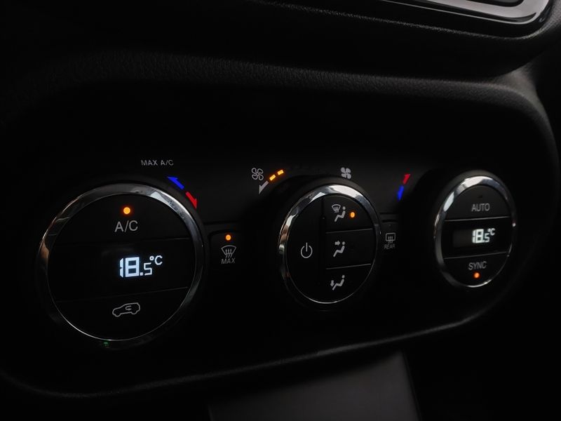 Fiat TORO 1.8 16V EVO FLEX FREEDOM AT6 2018/2019 BETIOLO NOVOS E SEMINOVOS LAJEADO / Carros no Vale Fiat TORO 1.8 16V EVO FLEX FREEDOM AT6 2018/2019 BETIOLO NOVOS E SEMINOVOS LAJEADO / Carros no Vale