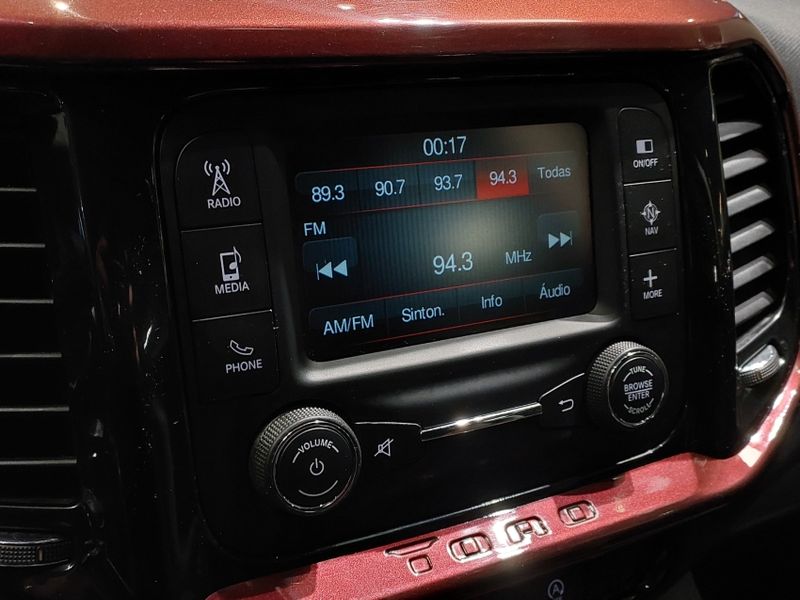 Fiat TORO 1.8 16V EVO FLEX FREEDOM AT6 2017/2018 BETIOLO NOVOS E SEMINOVOS LAJEADO / Carros no Vale