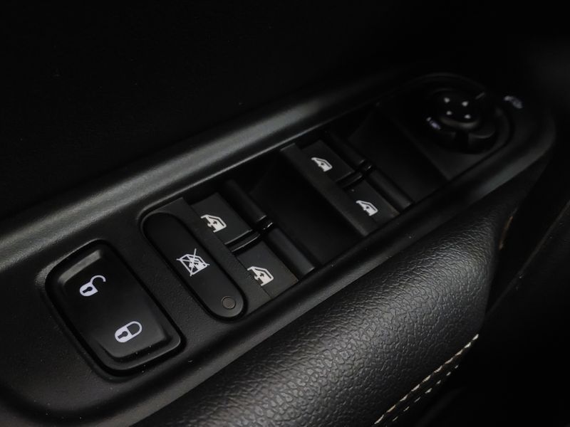 Fiat TORO 1.8 16V EVO FLEX FREEDOM AT6 2018/2019 BETIOLO NOVOS E SEMINOVOS LAJEADO / Carros no Vale Fiat TORO 1.8 16V EVO FLEX FREEDOM AT6 2018/2019 BETIOLO NOVOS E SEMINOVOS LAJEADO / Carros no Vale