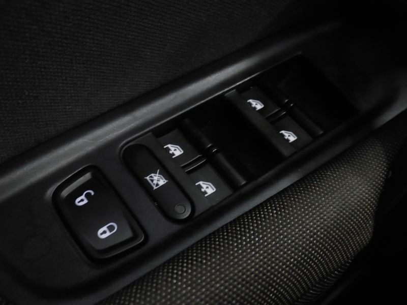 Fiat TORO 2.0 16V TURBO DIESEL ENDURANCE 4WD AT9 2021/2021 BETIOLO NOVOS E SEMINOVOS LAJEADO / Carros no Vale