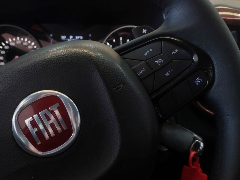 Fiat TORO 2.0 16V TURBO DIESEL FREEDOM 4WD AT9 2018/2019 BETIOLO NOVOS E SEMINOVOS LAJEADO / Carros no Vale Fiat TORO 2.0 16V TURBO DIESEL FREEDOM 4WD AT9 2018/2019 BETIOLO NOVOS E SEMINOVOS LAJEADO / Carros no Vale