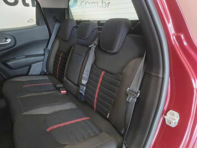 Fiat TORO 2.0 16V TURBO DIESEL FREEDOM 4WD AT9 2018/2019 BETIOLO NOVOS E SEMINOVOS LAJEADO / Carros no Vale Fiat TORO 2.0 16V TURBO DIESEL FREEDOM 4WD AT9 2018/2019 BETIOLO NOVOS E SEMINOVOS LAJEADO / Carros no Vale
