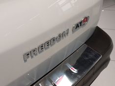 Fiat TORO 2.4 16V MULTIAIR FLEX FREEDOM AT9 2018/2018 BETIOLO NOVOS E SEMINOVOS LAJEADO / Carros no Vale