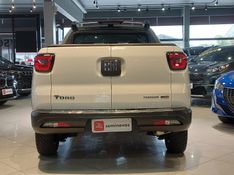 Fiat TORO 2.4 16V MULTIAIR FLEX FREEDOM AT9 2018/2018 BETIOLO NOVOS E SEMINOVOS LAJEADO / Carros no Vale