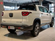 Fiat TORO 2.4 16V MULTIAIR FLEX FREEDOM AT9 2018/2018 BETIOLO NOVOS E SEMINOVOS LAJEADO / Carros no Vale