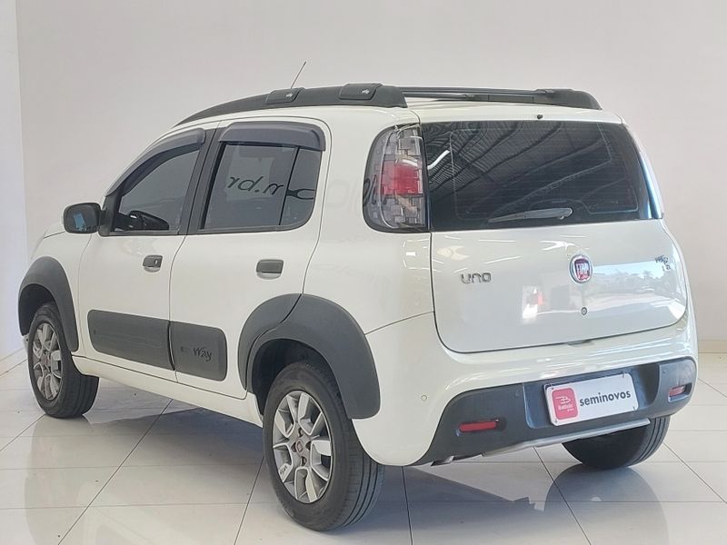 Fiat UNO 1.3 FIREFLY FLEX WAY 4P GSR 2017/2018 BETIOLO NOVOS E SEMINOVOS LAJEADO / Carros no Vale Fiat UNO 1.3 FIREFLY FLEX WAY 4P GSR 2017/2018 BETIOLO NOVOS E SEMINOVOS LAJEADO / Carros no Vale
