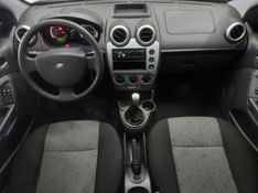 Ford FIESTA 1.6 MPI HATCH 8V FLEX 4P MANUAL 2012/2012 BETIOLO NOVOS E SEMINOVOS LAJEADO / Carros no Vale