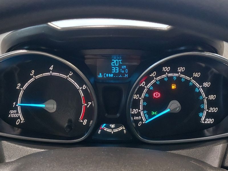 Ford FIESTA 1.6 TITANIUM HATCH 16V FLEX 4P MANUAL 2013/2014 BETIOLO NOVOS E SEMINOVOS LAJEADO / Carros no Vale Ford FIESTA 1.6 TITANIUM HATCH 16V FLEX 4P MANUAL 2013/2014 BETIOLO NOVOS E SEMINOVOS LAJEADO / Carros no Vale