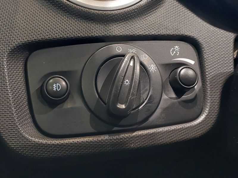 Ford FIESTA 1.6 TITANIUM HATCH 16V FLEX 4P MANUAL 2013/2014 BETIOLO NOVOS E SEMINOVOS LAJEADO / Carros no Vale Ford FIESTA 1.6 TITANIUM HATCH 16V FLEX 4P MANUAL 2013/2014 BETIOLO NOVOS E SEMINOVOS LAJEADO / Carros no Vale