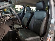 Ford FIESTA 1.6 TITANIUM HATCH 16V FLEX 4P MANUAL 2013/2014 BETIOLO NOVOS E SEMINOVOS LAJEADO / Carros no Vale