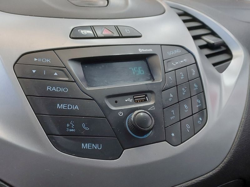 Ford KA 1.0 TI-VCT FLEX SE MANUAL 2015/2016 BETIOLO NOVOS E SEMINOVOS LAJEADO / Carros no Vale Ford KA 1.0 TI-VCT FLEX SE MANUAL 2015/2016 BETIOLO NOVOS E SEMINOVOS LAJEADO / Carros no Vale
