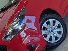 Ford KA 1.0 TI-VCT FLEX SE MANUAL 2015/2016 BETIOLO NOVOS E SEMINOVOS LAJEADO / Carros no Vale