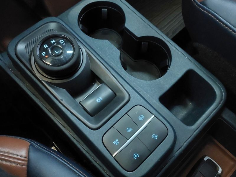 Ford MAVERICK 2.0 ECOBOOST GASOLINA LARIAT FX4 AUTOMÁTICO 2022/2022 BETIOLO NOVOS E SEMINOVOS LAJEADO / Carros no Vale Ford MAVERICK 2.0 ECOBOOST GASOLINA LARIAT FX4 AUTOMÁTICO 2022/2022 BETIOLO NOVOS E SEMINOVOS LAJEADO / Carros no Vale