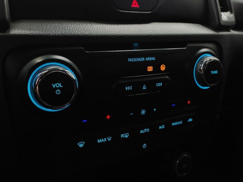 Ford RANGER 2.2 XLS 4X4 CD 16V DIESEL 4P AUTOMÁTICO 2019/2020 BETIOLO NOVOS E SEMINOVOS LAJEADO / Carros no Vale Ford RANGER 2.2 XLS 4X4 CD 16V DIESEL 4P AUTOMÁTICO 2019/2020 BETIOLO NOVOS E SEMINOVOS LAJEADO / Carros no Vale