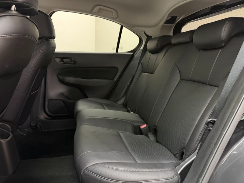Honda CITY 1.5 I-VTEC FLEX HATCH LX CVT 2024/2024 BETIOLO NOVOS E SEMINOVOS LAJEADO / Carros no Vale