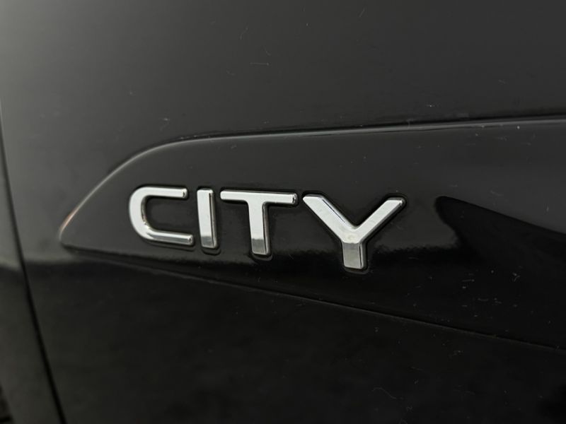 Honda CITY 1.5 I-VTEC FLEX HATCH LX CVT 2024/2024 BETIOLO NOVOS E SEMINOVOS LAJEADO / Carros no Vale