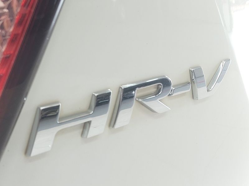 Honda HR-V 1.8 16V FLEX TOURING 4P AUTOMÁTICO 2017/2017 BETIOLO NOVOS E SEMINOVOS LAJEADO / Carros no Vale Honda HR-V 1.8 16V FLEX TOURING 4P AUTOMÁTICO 2017/2017 BETIOLO NOVOS E SEMINOVOS LAJEADO / Carros no Vale