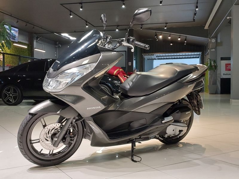 Honda PCX 150 2016/2017 BETIOLO NOVOS E SEMINOVOS LAJEADO / Carros no Vale