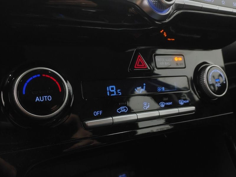 Hyundai CRETA 1.0 TGDI FLEX PLATINUM AUTOMÁTICO 2023/2024 BETIOLO NOVOS E SEMINOVOS LAJEADO / Carros no Vale Hyundai CRETA 1.0 TGDI FLEX PLATINUM AUTOMÁTICO 2023/2024 BETIOLO NOVOS E SEMINOVOS LAJEADO / Carros no Vale