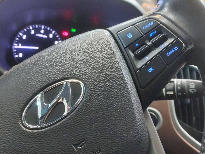 Hyundai CRETA 2.0 16V FLEX PRESTIGE AUTOMÁTICO 2020/2021 BETIOLO NOVOS E SEMINOVOS LAJEADO / Carros no Vale Hyundai CRETA 2.0 16V FLEX PRESTIGE AUTOMÁTICO 2020/2021 BETIOLO NOVOS E SEMINOVOS LAJEADO / Carros no Vale