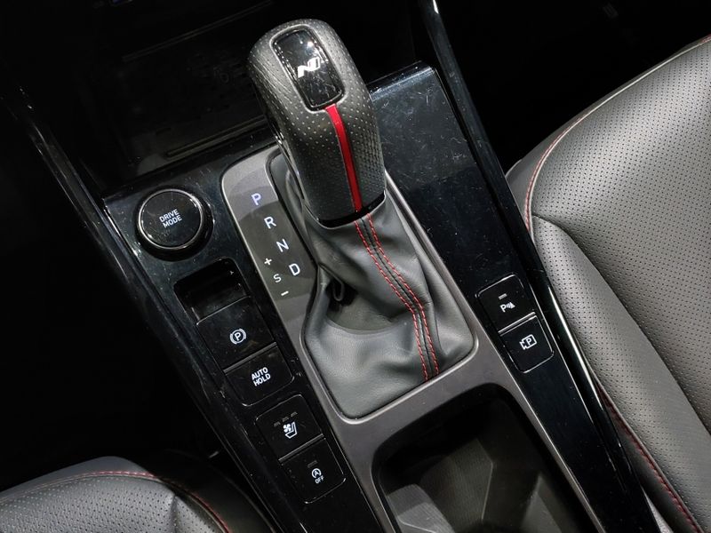 Hyundai CRETA 2.0 FLEX N LINE NIGHT EDITION AUTOMÁTICO 2023/2024 BETIOLO NOVOS E SEMINOVOS LAJEADO / Carros no Vale