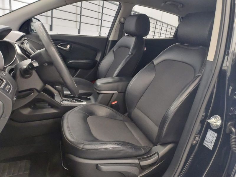 Hyundai IX35 2.0 MPFI GLS 16V FLEX 4P AUTOMÁTICO 2014/2015 BETIOLO NOVOS E SEMINOVOS LAJEADO / Carros no Vale Hyundai IX35 2.0 MPFI GLS 16V FLEX 4P AUTOMÁTICO 2014/2015 BETIOLO NOVOS E SEMINOVOS LAJEADO / Carros no Vale