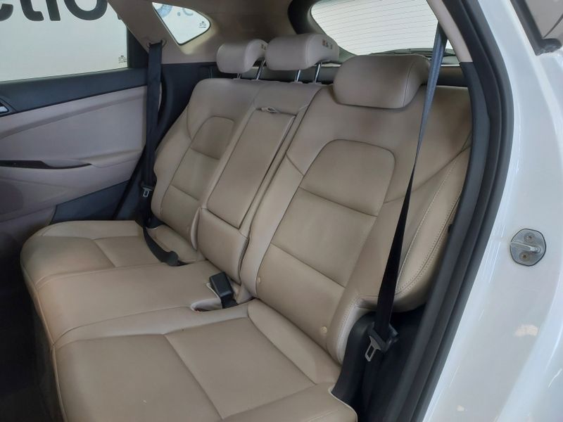 Hyundai TUCSON 1.6 16V T-GDI GASOLINA GLS ECOSHIFT 2018/2019 BETIOLO NOVOS E SEMINOVOS LAJEADO / Carros no Vale Hyundai TUCSON 1.6 16V T-GDI GASOLINA GLS ECOSHIFT 2018/2019 BETIOLO NOVOS E SEMINOVOS LAJEADO / Carros no Vale