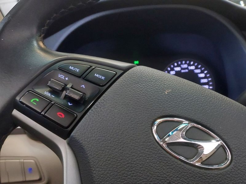 Hyundai TUCSON 1.6 16V T-GDI GASOLINA GLS ECOSHIFT 2018/2019 BETIOLO NOVOS E SEMINOVOS LAJEADO / Carros no Vale Hyundai TUCSON 1.6 16V T-GDI GASOLINA GLS ECOSHIFT 2018/2019 BETIOLO NOVOS E SEMINOVOS LAJEADO / Carros no Vale