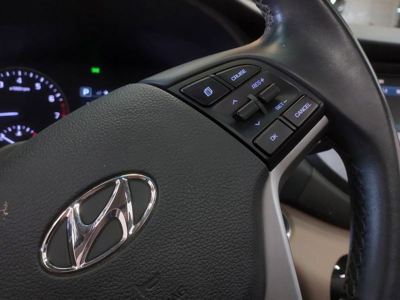 Hyundai TUCSON 1.6 16V T-GDI GASOLINA GLS ECOSHIFT 2018/2019 BETIOLO NOVOS E SEMINOVOS LAJEADO / Carros no Vale Hyundai TUCSON 1.6 16V T-GDI GASOLINA GLS ECOSHIFT 2018/2019 BETIOLO NOVOS E SEMINOVOS LAJEADO / Carros no Vale