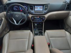 Hyundai TUCSON 1.6 16V T-GDI GASOLINA GLS ECOSHIFT 2017/2018 BETIOLO NOVOS E SEMINOVOS LAJEADO / Carros no Vale