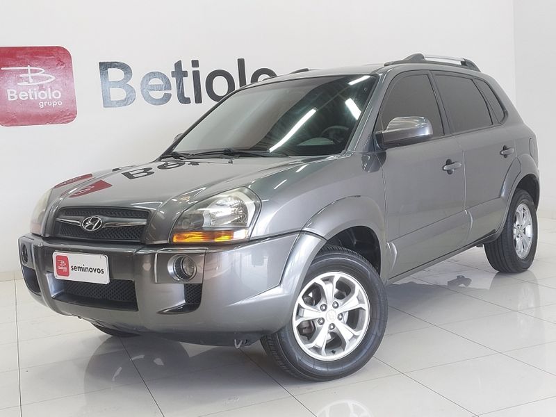 Hyundai TUCSON 2.0 MPFI GLS 16V 143CV 2WD FLEX 4P AUTOMÁTICO 2015/2016 BETIOLO NOVOS E SEMINOVOS LAJEADO / Carros no Vale Hyundai TUCSON 2.0 MPFI GLS 16V 143CV 2WD FLEX 4P AUTOMÁTICO 2015/2016 BETIOLO NOVOS E SEMINOVOS LAJEADO / Carros no Vale