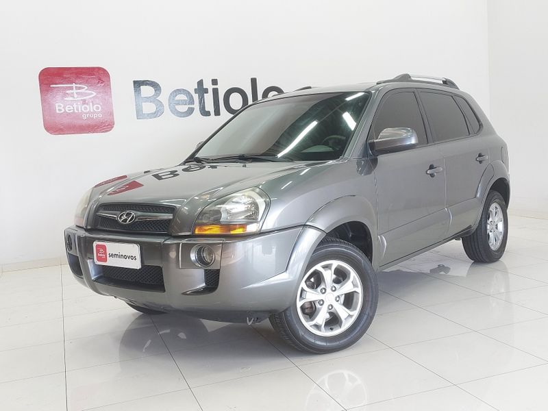 Hyundai TUCSON 2.0 MPFI GLS 16V 143CV 2WD FLEX 4P AUTOMÁTICO 2015/2016 BETIOLO NOVOS E SEMINOVOS LAJEADO / Carros no Vale Hyundai TUCSON 2.0 MPFI GLS 16V 143CV 2WD FLEX 4P AUTOMÁTICO 2015/2016 BETIOLO NOVOS E SEMINOVOS LAJEADO / Carros no Vale
