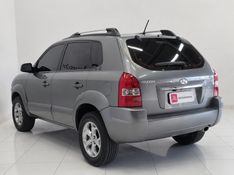 Hyundai TUCSON 2.0 MPFI GLS 16V 143CV 2WD FLEX 4P AUTOMÁTICO 2015/2016 BETIOLO NOVOS E SEMINOVOS LAJEADO / Carros no Vale