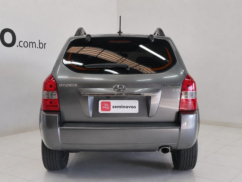 Hyundai TUCSON 2.0 MPFI GLS 16V 143CV 2WD FLEX 4P AUTOMÁTICO 2015/2016 BETIOLO NOVOS E SEMINOVOS LAJEADO / Carros no Vale Hyundai TUCSON 2.0 MPFI GLS 16V 143CV 2WD FLEX 4P AUTOMÁTICO 2015/2016 BETIOLO NOVOS E SEMINOVOS LAJEADO / Carros no Vale