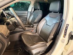 JEEP COMMANDER 1.3 T270 TURBO FLEX LIMITED AT6 2023/2023 BETIOLO NOVOS E SEMINOVOS LAJEADO / Carros no Vale