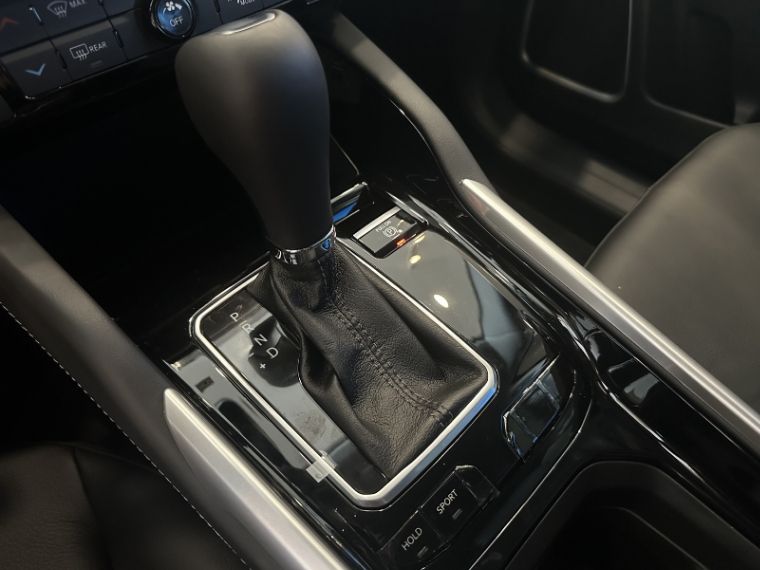 JEEP COMMANDER 1.3 T270 TURBO FLEX LONGITUDE AT6 2026/2027 BETIOLO NOVOS E SEMINOVOS LAJEADO / Carros no Vale
