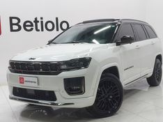 JEEP COMMANDER 2.0 HURRICANE 4 TURBO GASOLINA BLACKHAWK AT9 2025/2026 BETIOLO NOVOS E SEMINOVOS LAJEADO / Carros no Vale