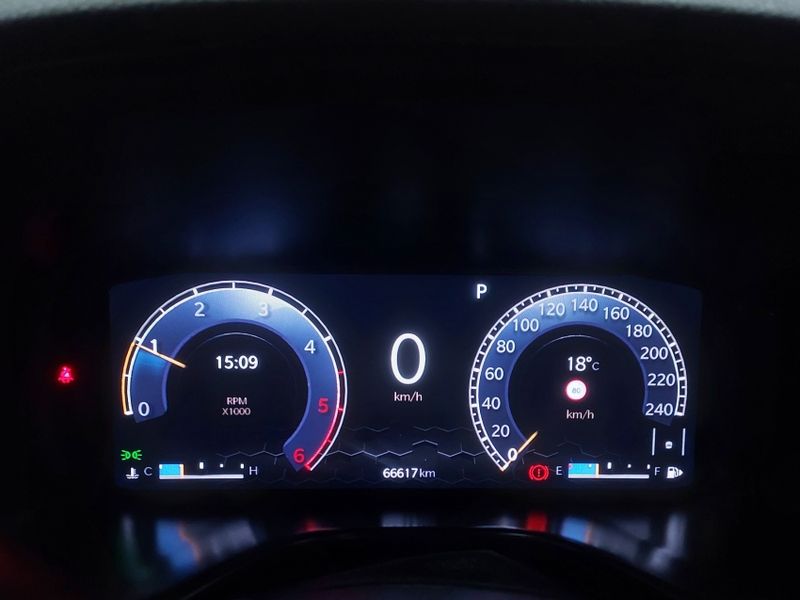 JEEP COMMANDER 2.0 TD380 TURBO DIESEL OVERLAND AT9 2022/2023 BETIOLO NOVOS E SEMINOVOS LAJEADO / Carros no Vale JEEP COMMANDER 2.0 TD380 TURBO DIESEL OVERLAND AT9 2022/2023 BETIOLO NOVOS E SEMINOVOS LAJEADO / Carros no Vale