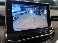 JEEP COMMANDER 2.0 TD380 TURBO DIESEL OVERLAND AT9 2022/2022 BETIOLO NOVOS E SEMINOVOS LAJEADO / Carros no Vale