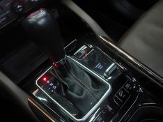 JEEP COMMANDER 2.0 TD380 TURBO DIESEL OVERLAND AT9 2022/2023 BETIOLO NOVOS E SEMINOVOS LAJEADO / Carros no Vale