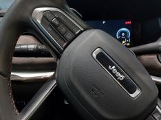 JEEP COMMANDER 2.0 TD380 TURBO DIESEL OVERLAND AT9 2022/2022 BETIOLO NOVOS E SEMINOVOS LAJEADO / Carros no Vale