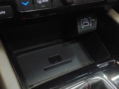 JEEP COMMANDER 2.0 TD380 TURBO DIESEL OVERLAND AT9 2022/2023 BETIOLO NOVOS E SEMINOVOS LAJEADO / Carros no Vale